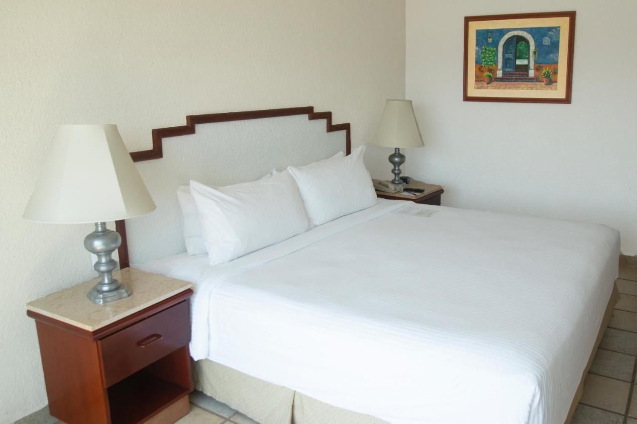 Emporio Ixtapa Hotel Ixtapa  Exterior photo