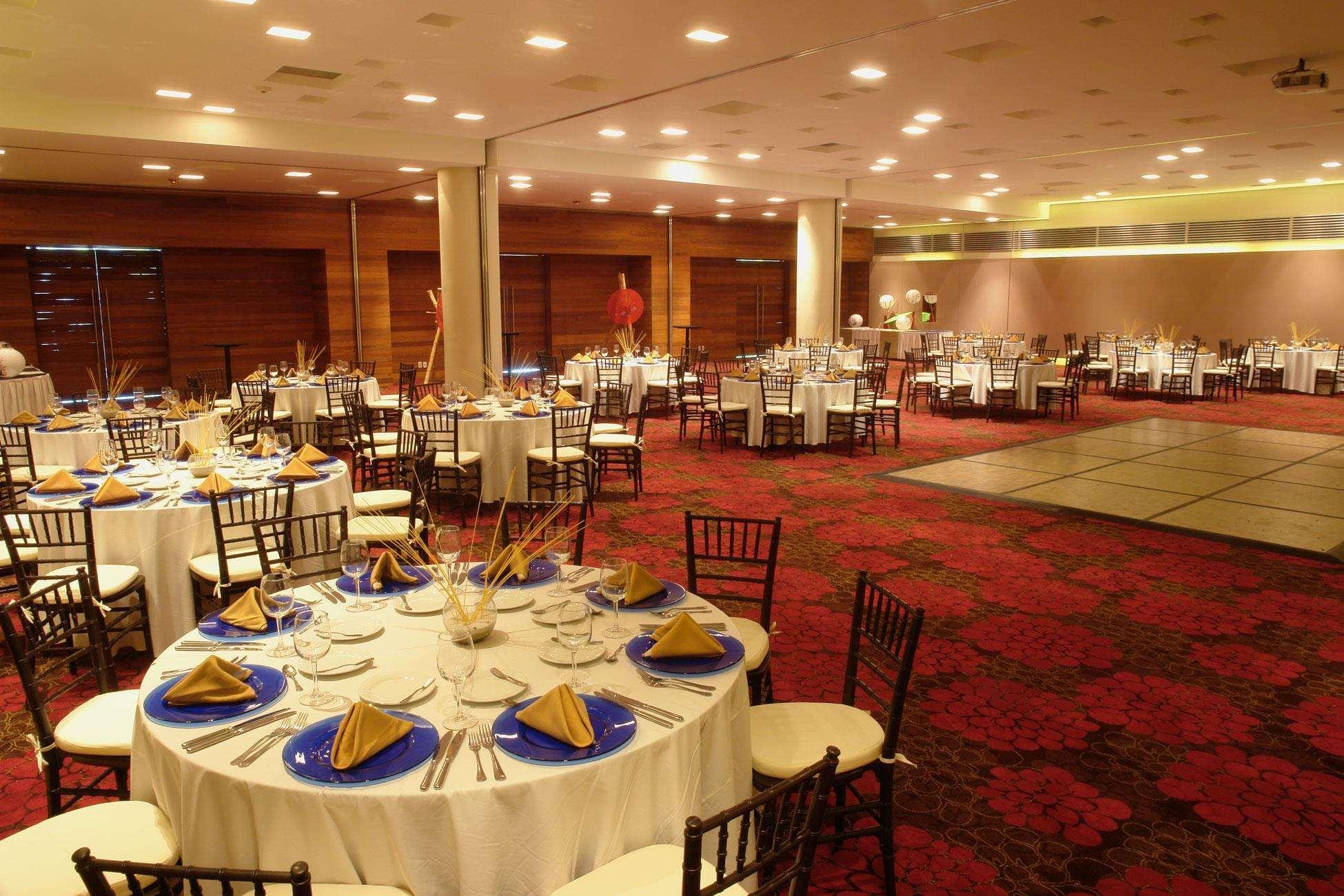 Emporio Ixtapa Hotel Ixtapa  Exterior photo The ballroom